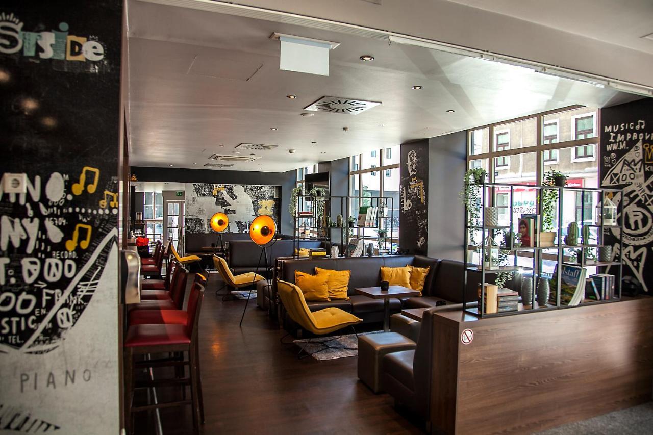 Hotel Mercure Wien Westbahnhof Bagian luar foto