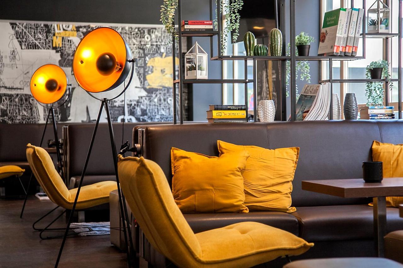 Hotel Mercure Wien Westbahnhof Bagian luar foto