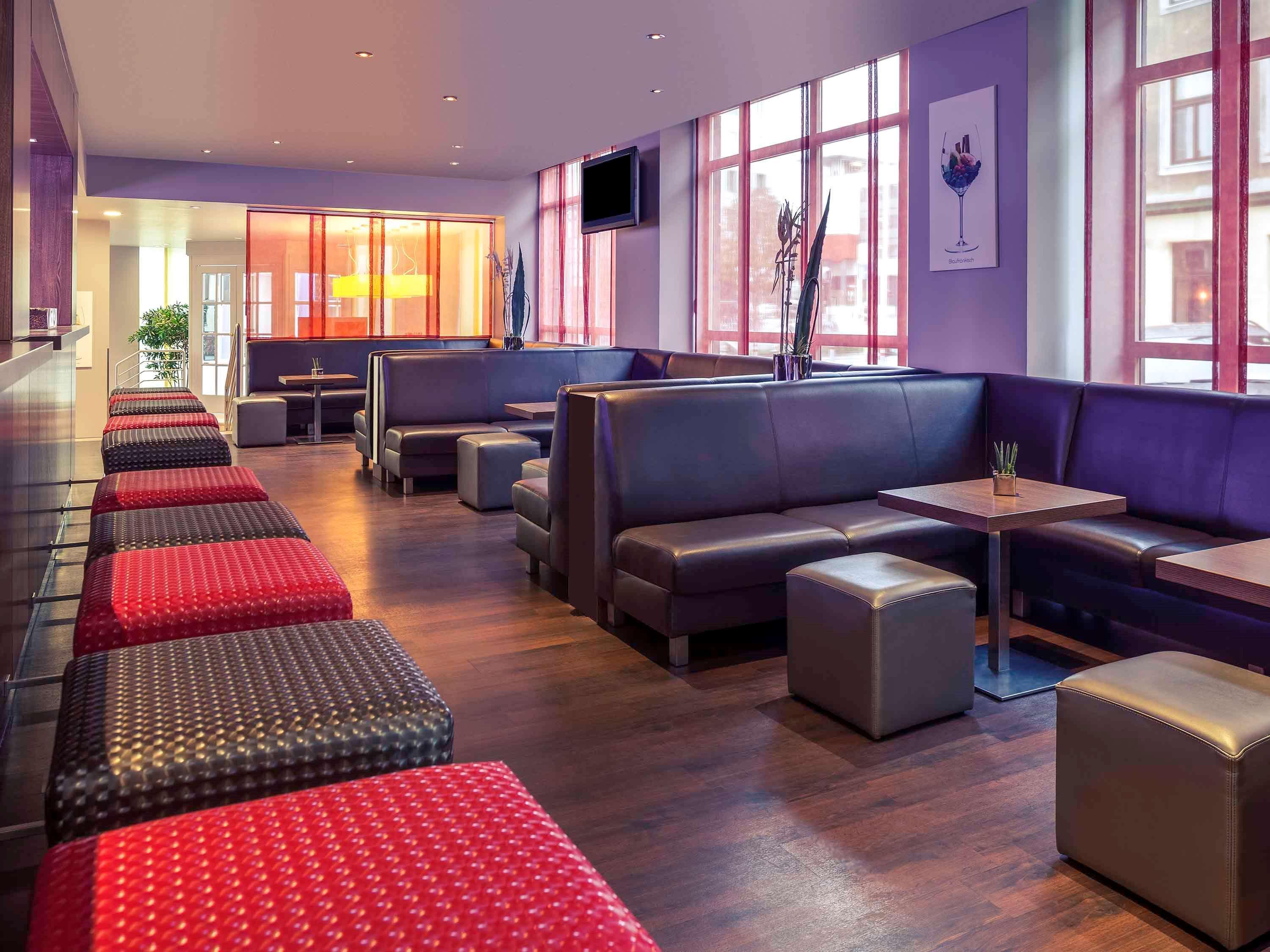 Hotel Mercure Wien Westbahnhof Bagian luar foto