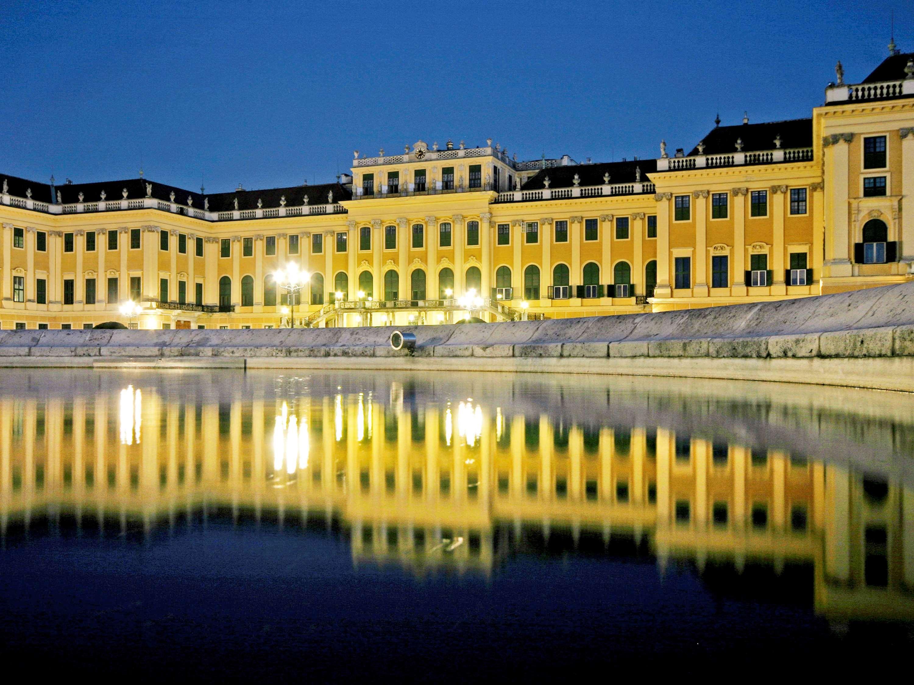 Hotel Mercure Wien Westbahnhof Bagian luar foto