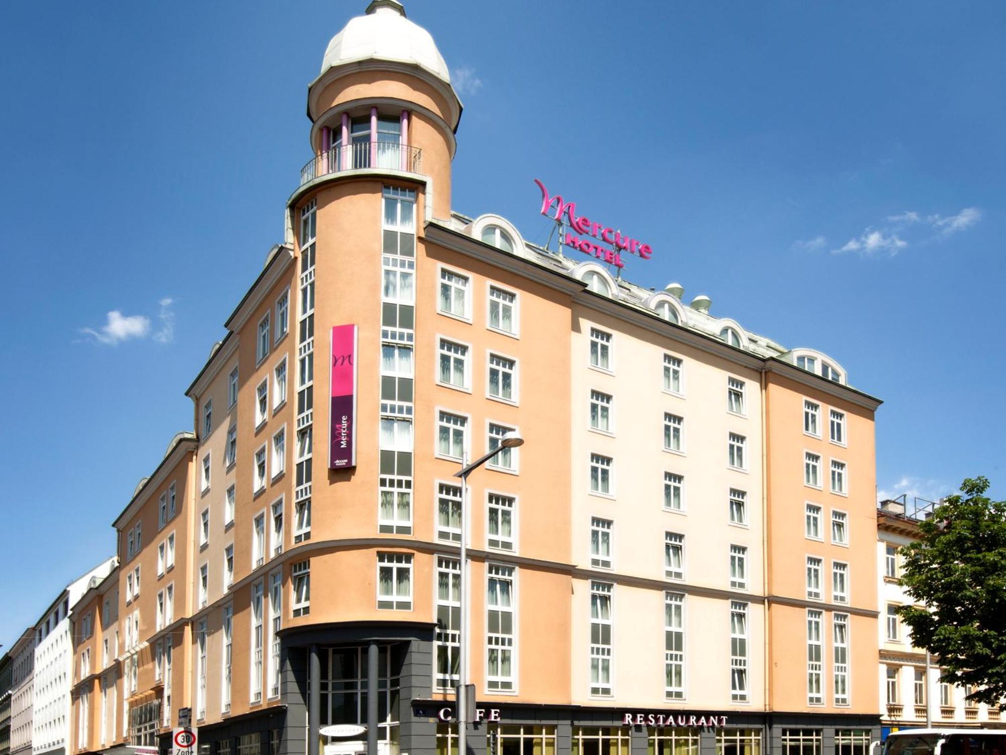 Hotel Mercure Wien Westbahnhof Bagian luar foto